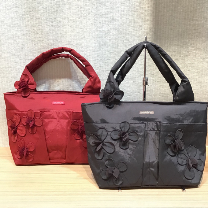 敬老の日に軽くてオシャレなお花のバックはいかがですか？