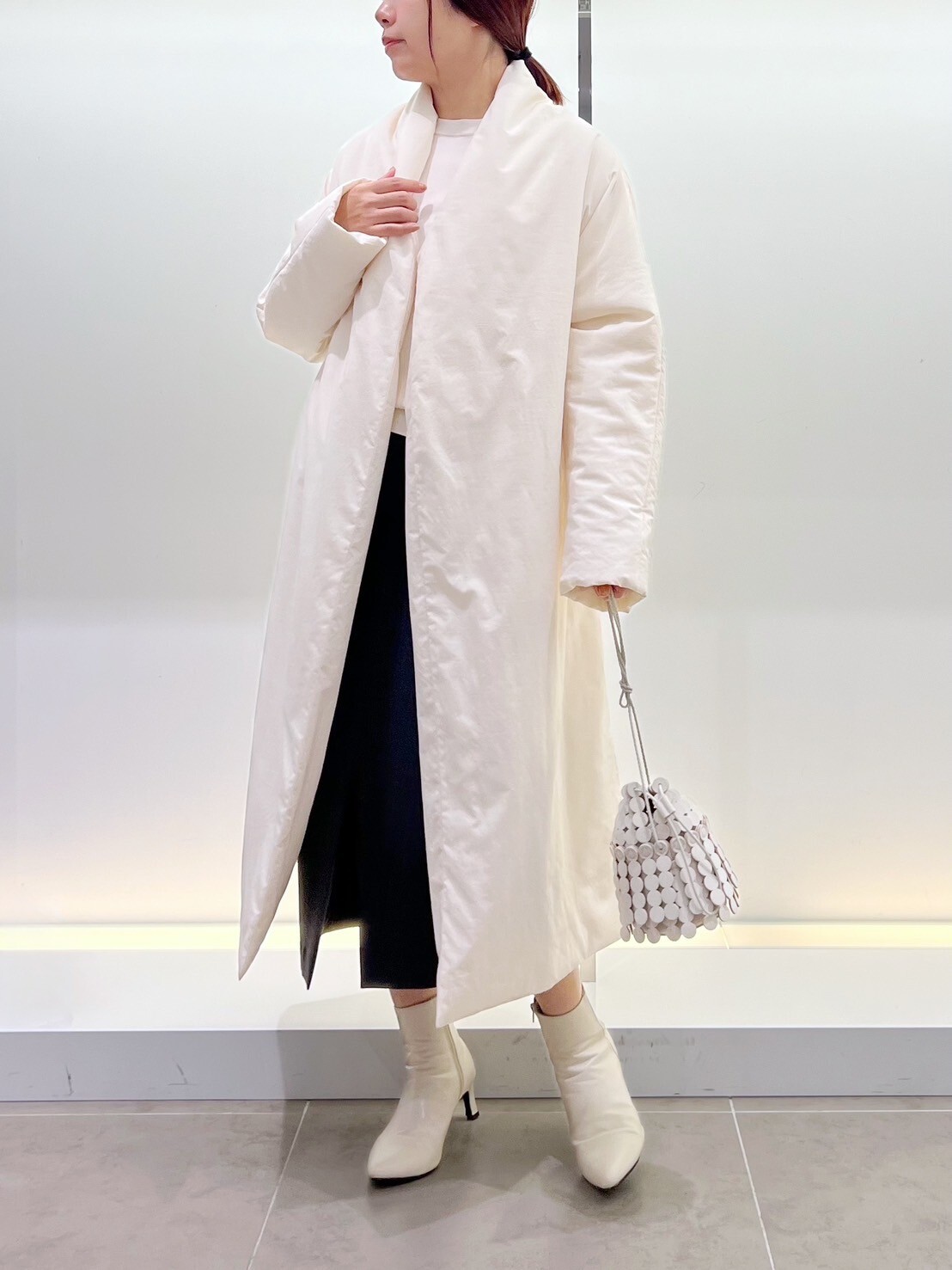 BEIGE，