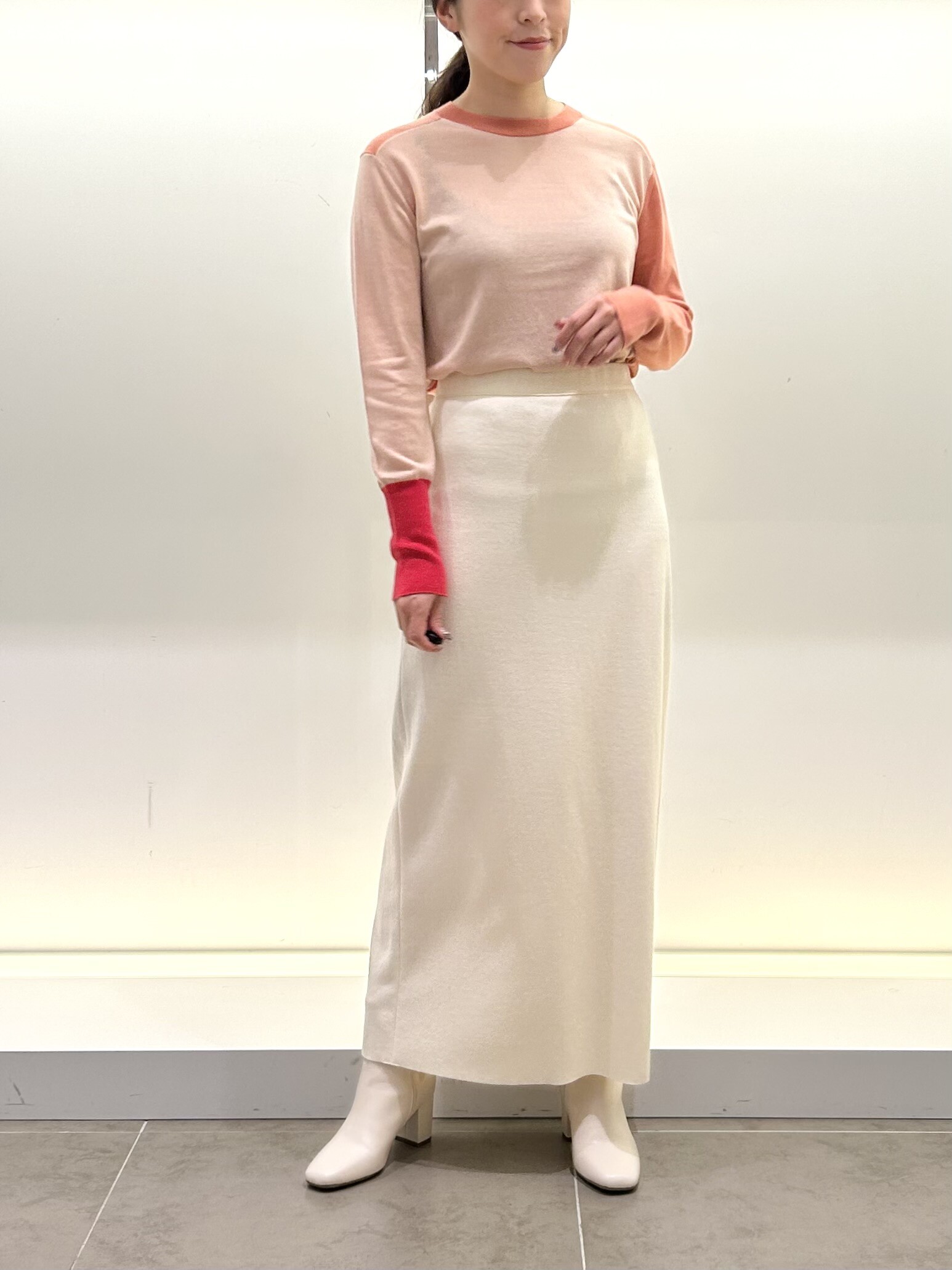 BEIGE，