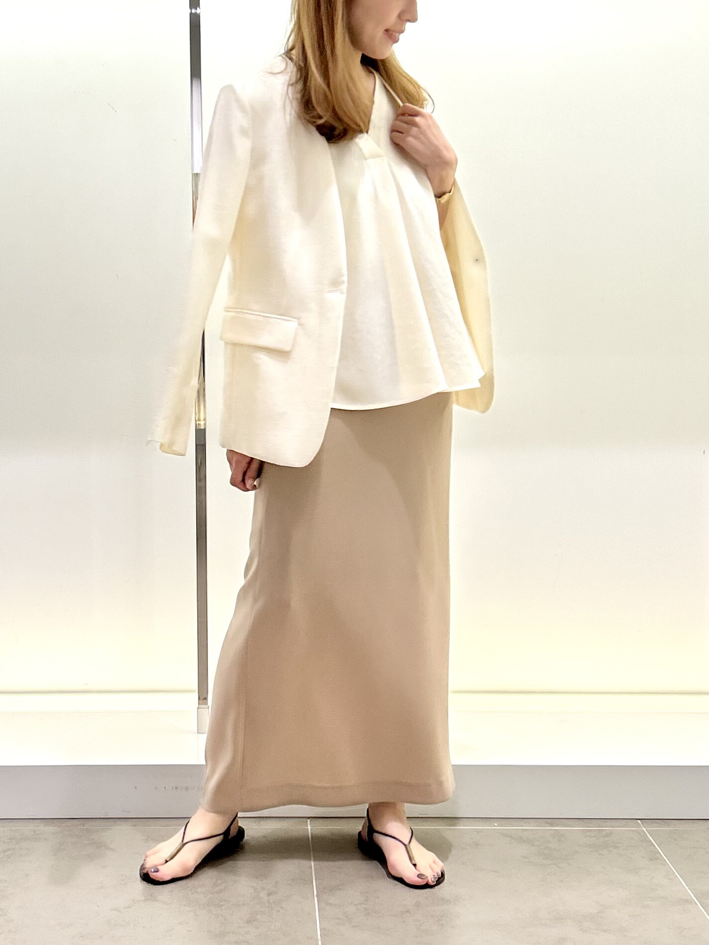 BEIGE，