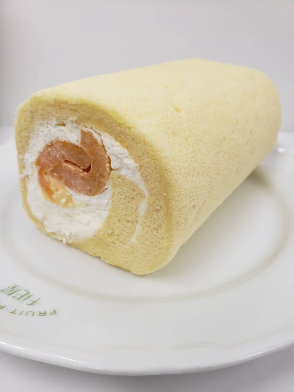 京橋千疋屋 今週の週替わりロールケーキ ほっぺタウン Topics 大丸東京店公式 Shop Blog