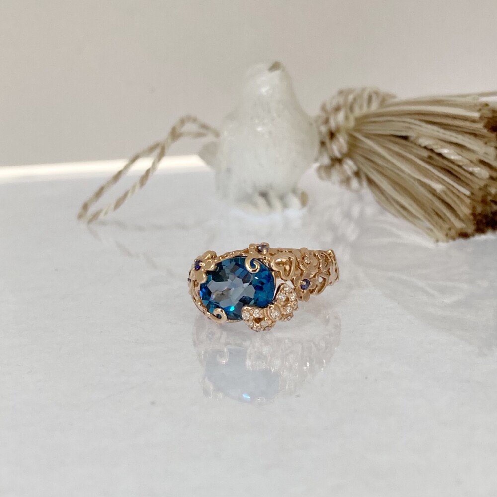 美しいブルー ロンドンブルートパーズ セイレーンアズーロ 大丸東京店公式 Shop Blog