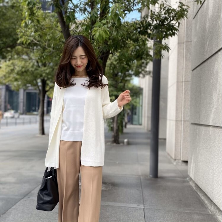 軽やかニットアウターで作る春のきれいめカジュアル ｍ プルミエ 大丸東京店公式 Shop Blog