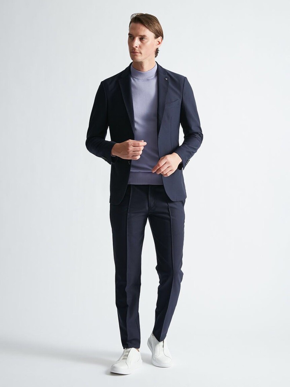 〈アウール〉セレモニーまでカバーできるセットアップ