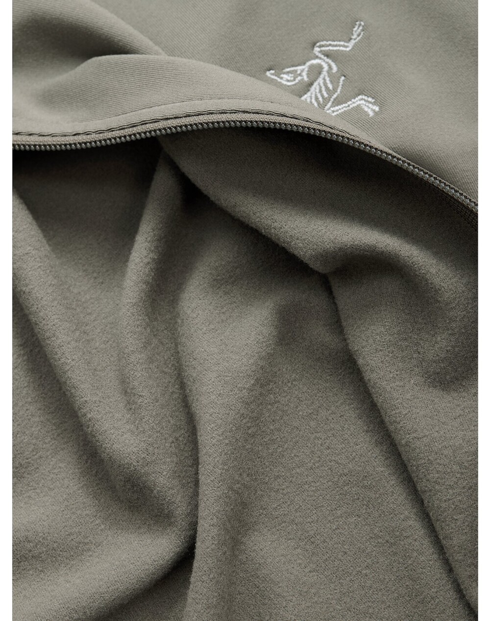 【ARC'TERYX】軽量フリース"Kyanite Light Weight Hoody"👏