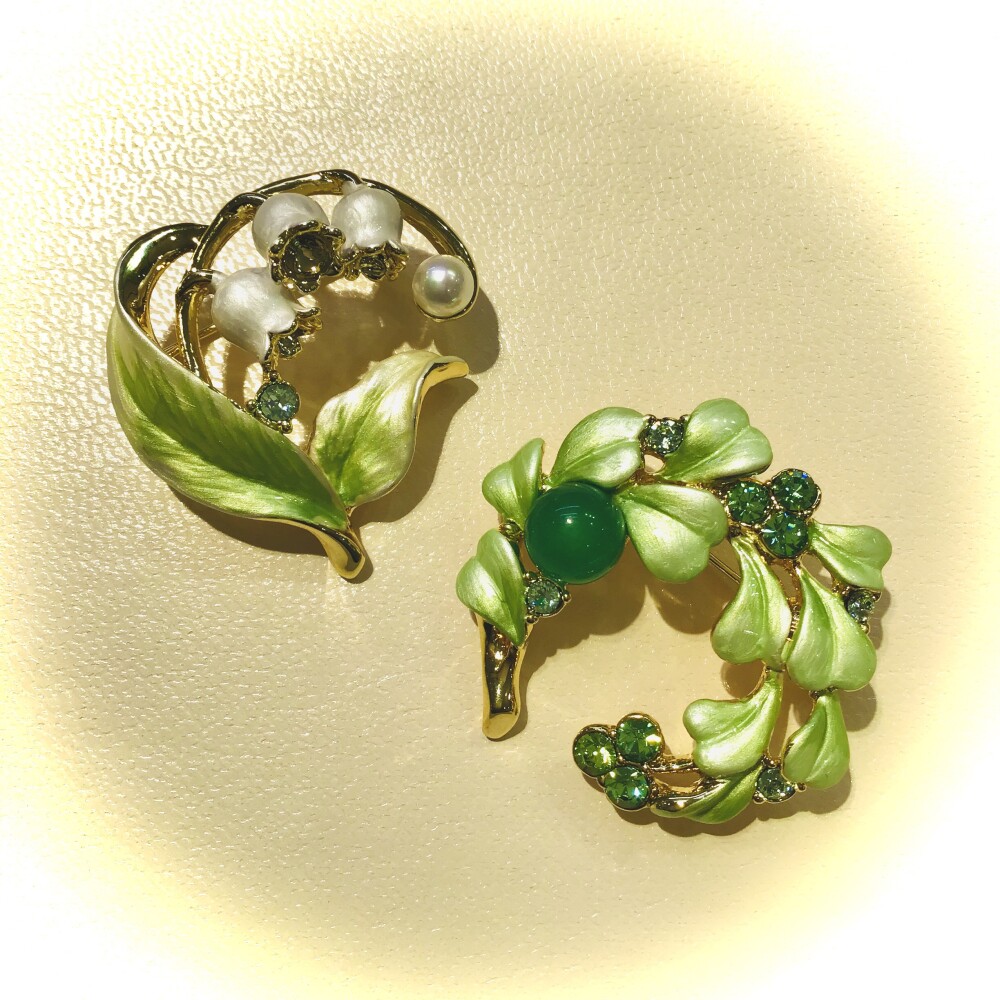 ヴァンドームブティック 贈り物にもぴったり すずらんブローチ ヴァンドームブティック 大丸東京店公式 Shop Blog