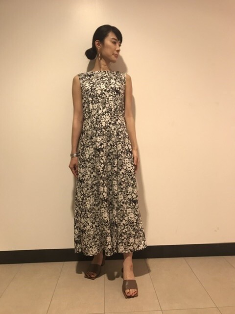Mila Owen 新作ワンピースご紹介 ミラ オーウェン 大丸東京店公式 Shop Blog