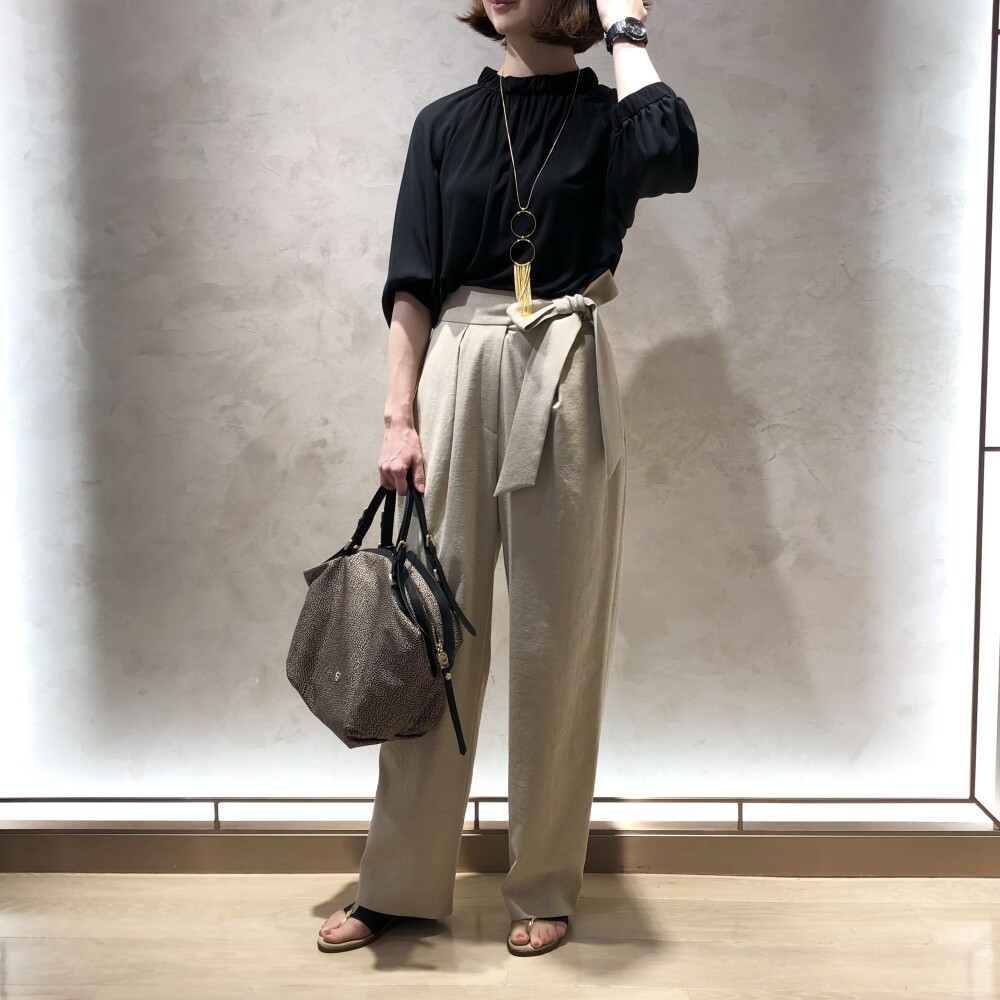 辛口コーデのご紹介 レリアン 大丸東京店公式 Shop Blog