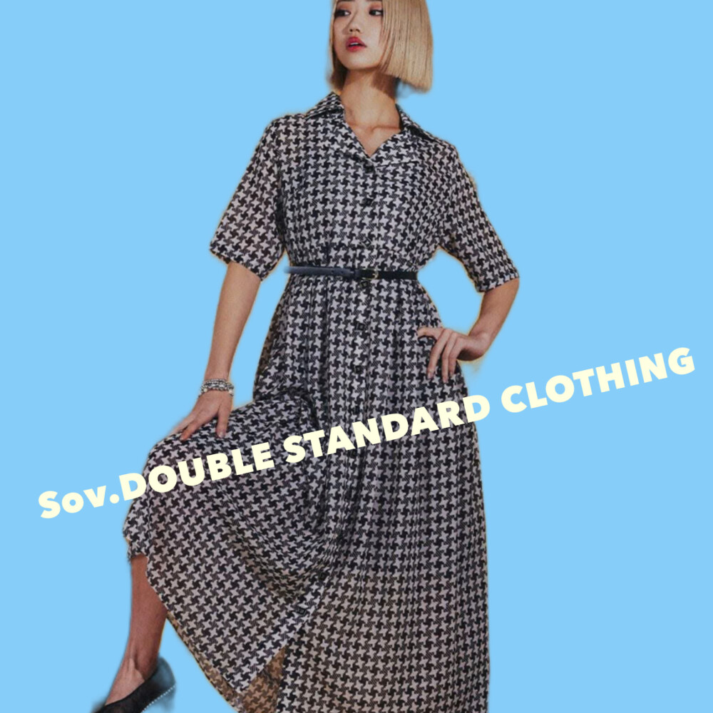 レトロ可愛い♡幾何学柄ワンピース