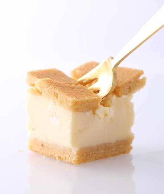 ふたくち サイズの濃厚チーズケーキ ほっぺタウン Topics 大丸東京店公式 Shop Blog