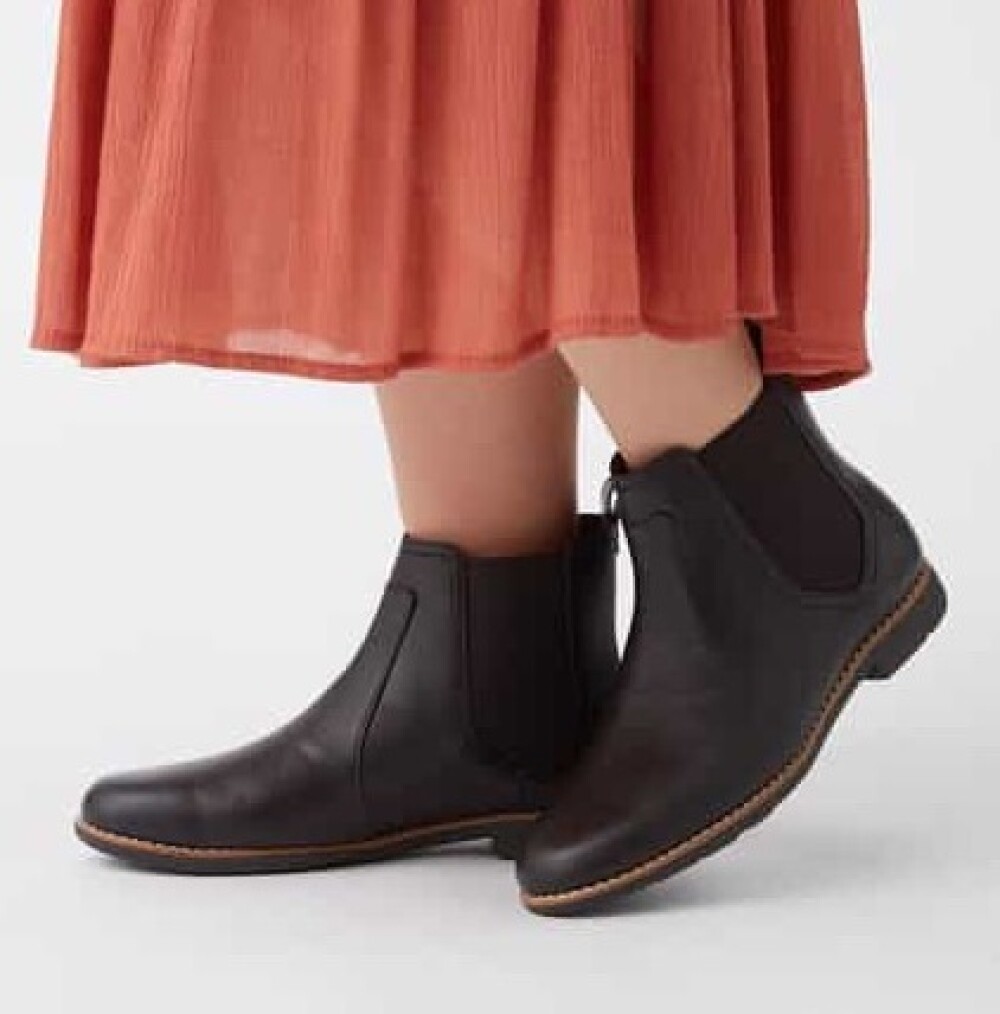 【アシックスウォーキング】定番ショートブーツのご案内❤️