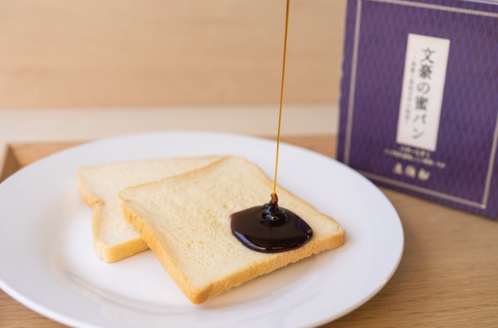 本を読むように楽しむお菓子