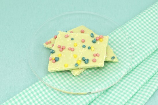 [モンロワール]メロンソーダ味のチョコレート！