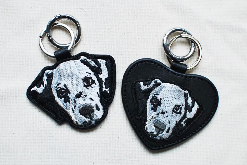 〈November HOUSE〉刺繍オーダー