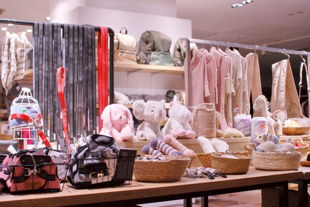 〈 mof-mof 〉POP UP STORE開催中