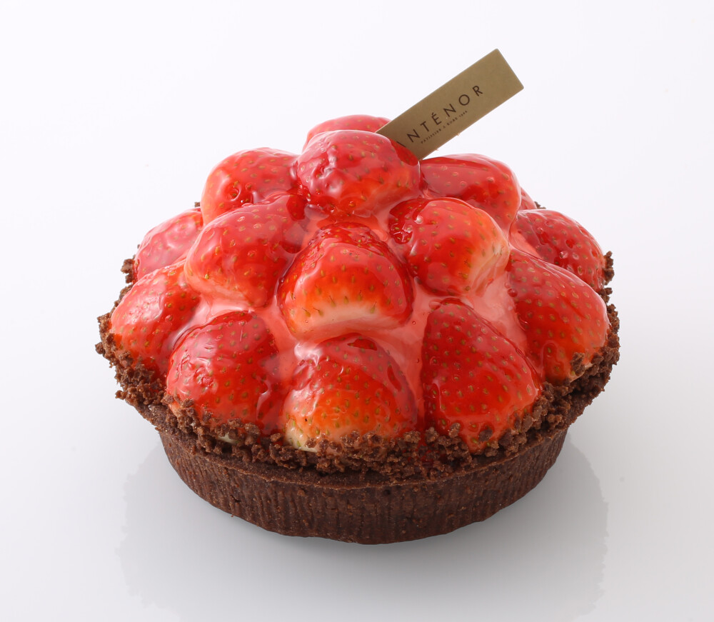 【アンテノール】紅ほっぺ苺のショコラタルト