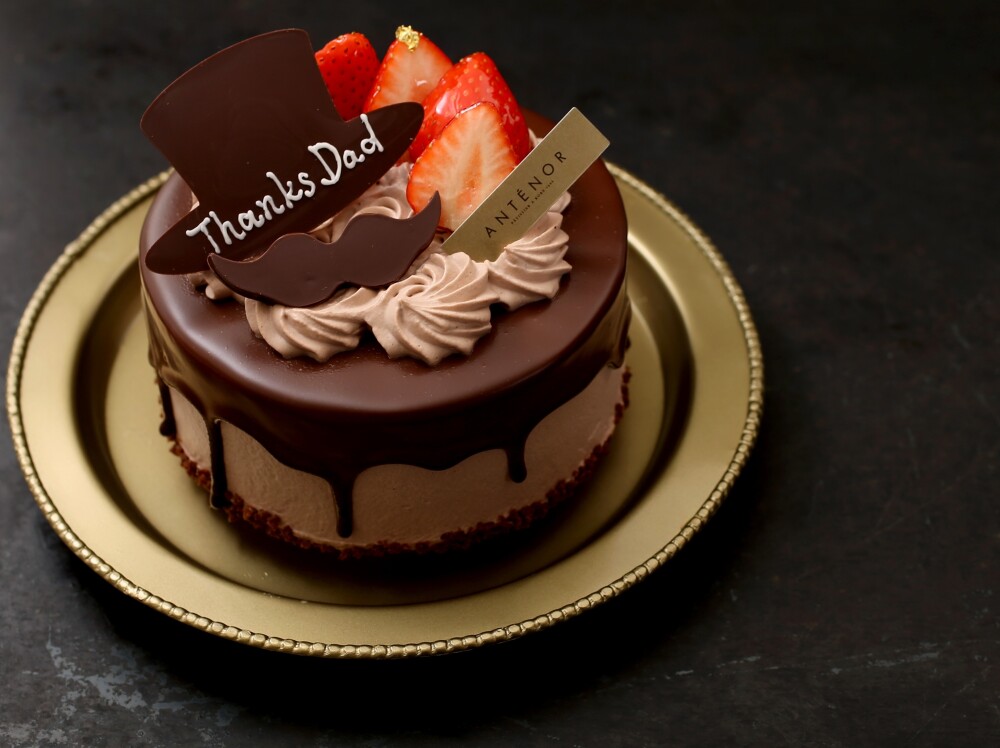 【アンテノール】父の日の限定ケーキ