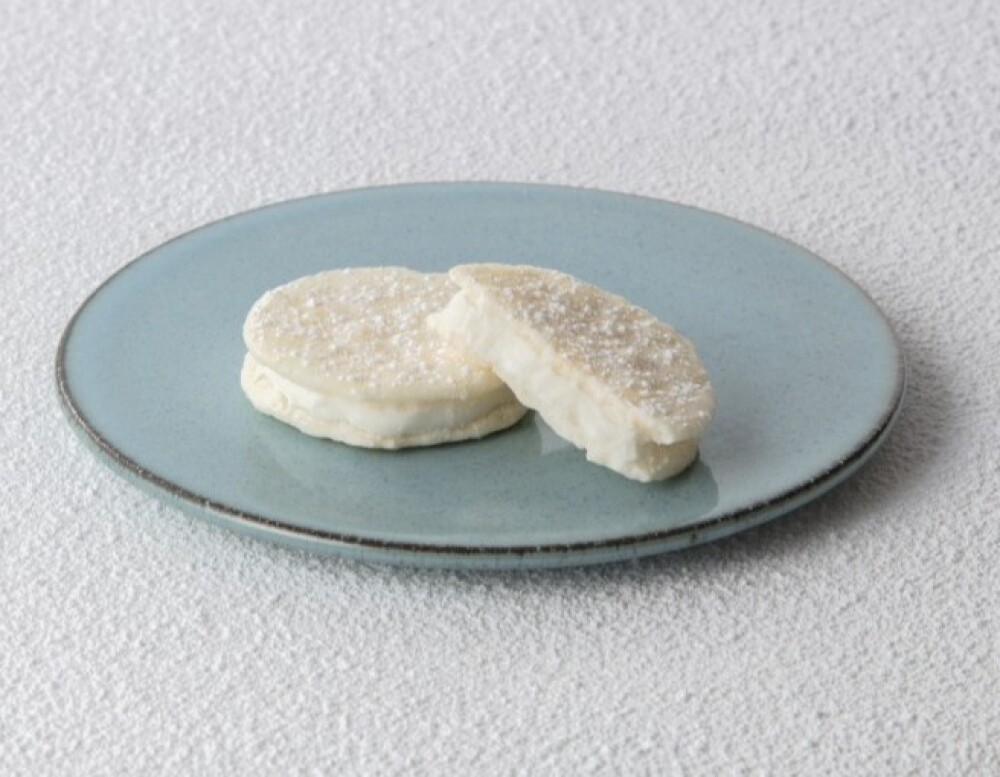 ＜満果惣＞　新商品　ふわ雪さんど　🌨️