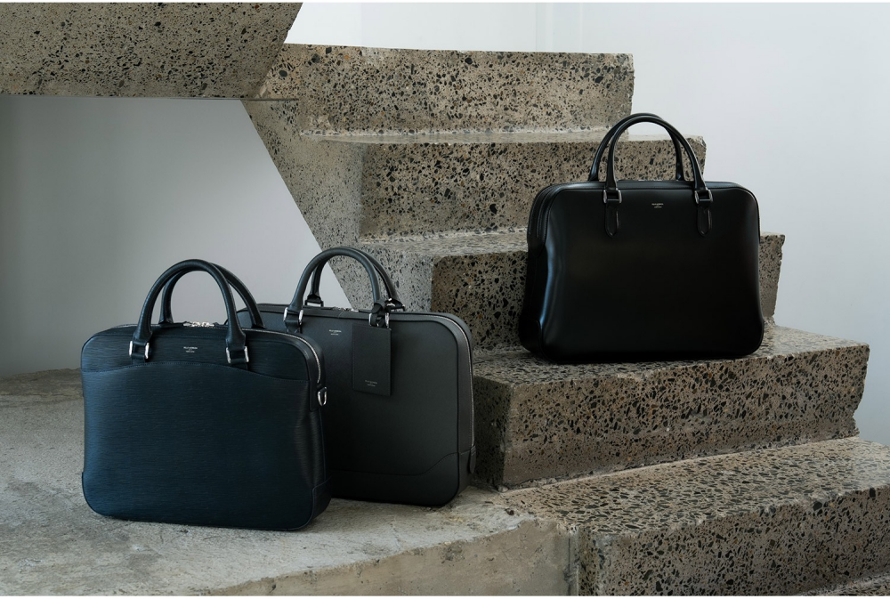 ペッレモルビダではホリデーギフトにぴったりなブリーフバッグをを様々ご用意しております♫