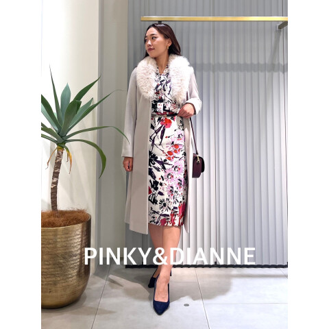 コート白 新品タグ付き 38 ピンキーアンドダイアン コート白 新品タグ付き 38 ピンキーアンドダイアン