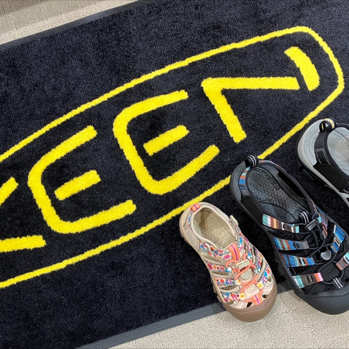 《KEEN》取扱始めました👉