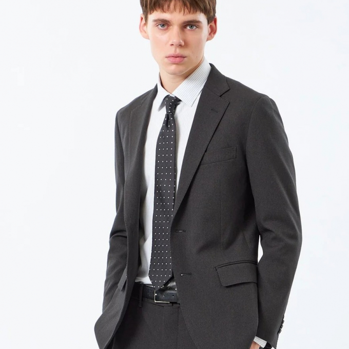 〈マッキントッシュ フィロソフィー〉今着れるジャケットはコレ！！