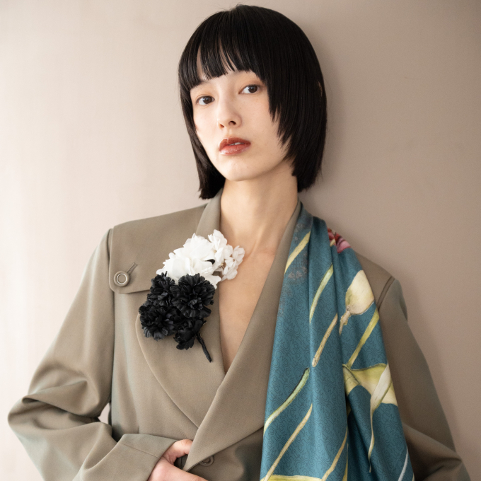 SWASH LONDONのスカーフで“秋”をプラス🍁
