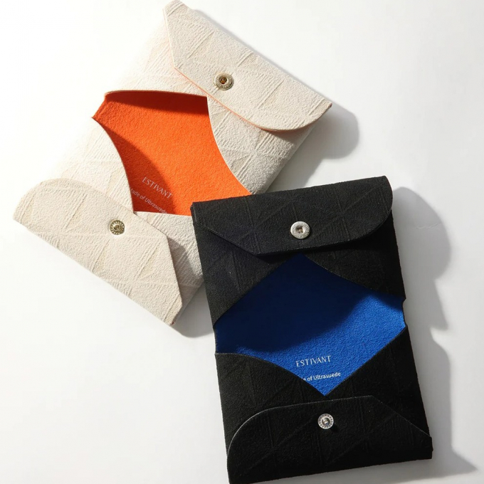 〈ESTIVANT〉トートバッグ以外にもこんなアイテムが！