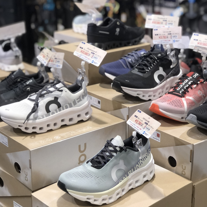 人気のOnシューズ再入荷！