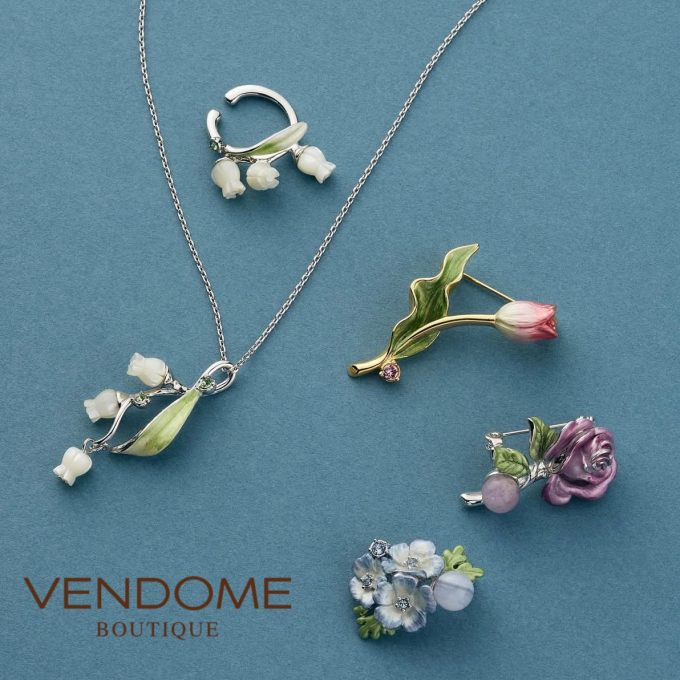 フラワーアクセサリーのご紹介【ヴァンドームブティック】