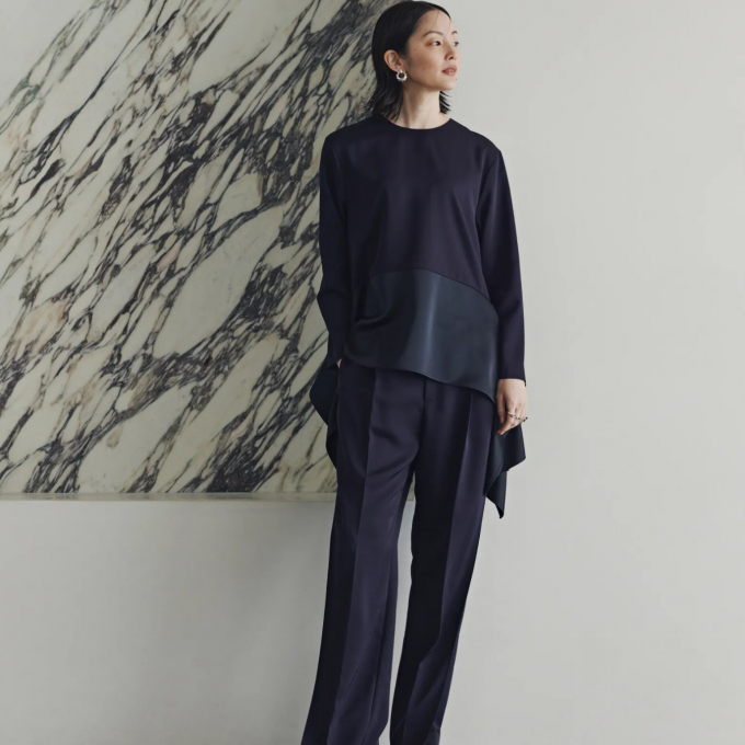 ADOREのオケージョンルック