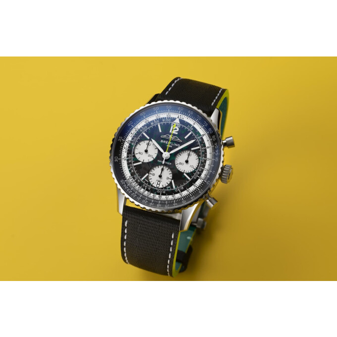 ブライトリングとアストンマーティンが、共通するレガシーに新たな火を灯す