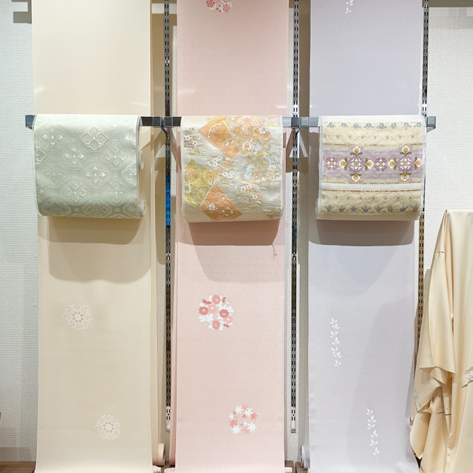 凛とした美しさ『東京手描友禅』