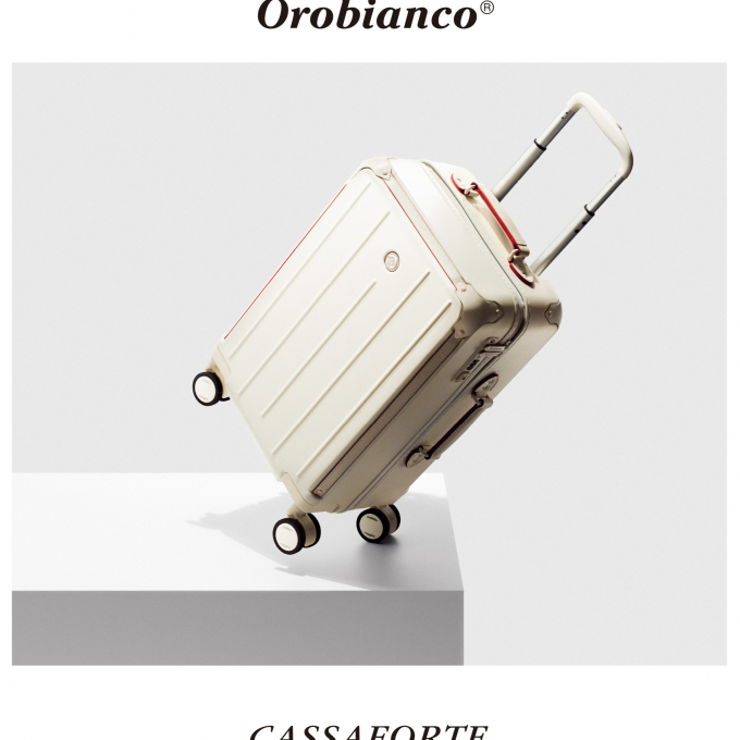 Orobianco からスーツケースが登場！