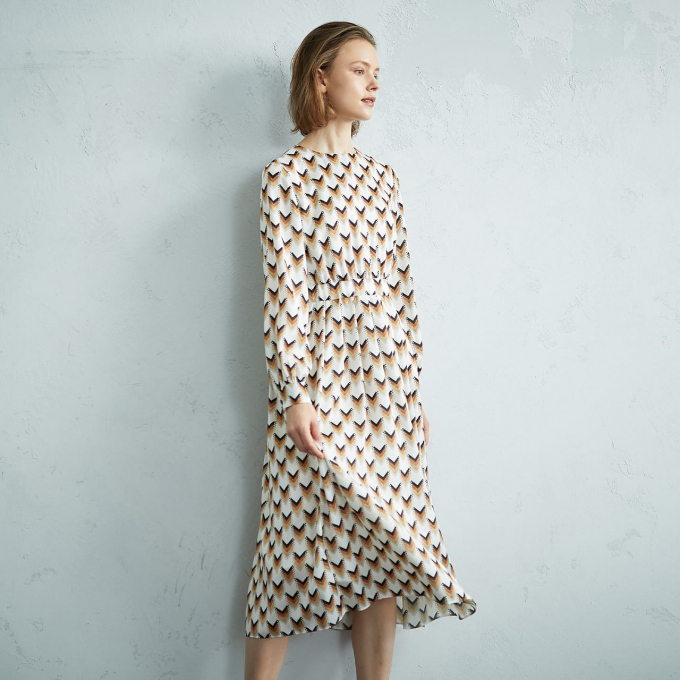 クラッシックプリントワンピース アクアスキュータム ６f 大丸東京店公式 Shop Blog