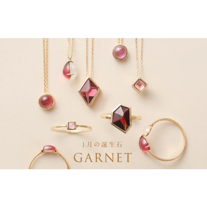 【新年のお守りジュエリー】　ローズガーネットのネックレスを胸元に