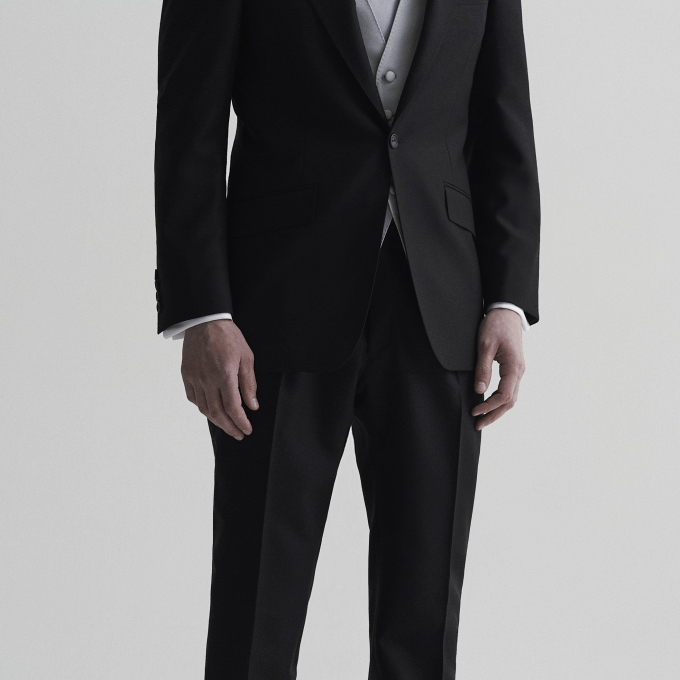 受け継がれる技術と美意識。HUNTSMAN新作登場