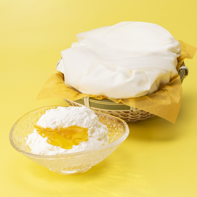 【新発売】累計500万個超え！淡雪みたいなふわふわチーズケーキ「かご盛り 白らら」に、夏限定“地中海レモン”が登場。