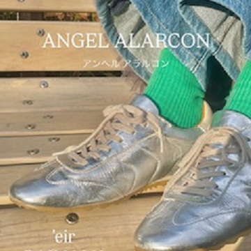 『推し！スニーカー！厚底VS薄底』