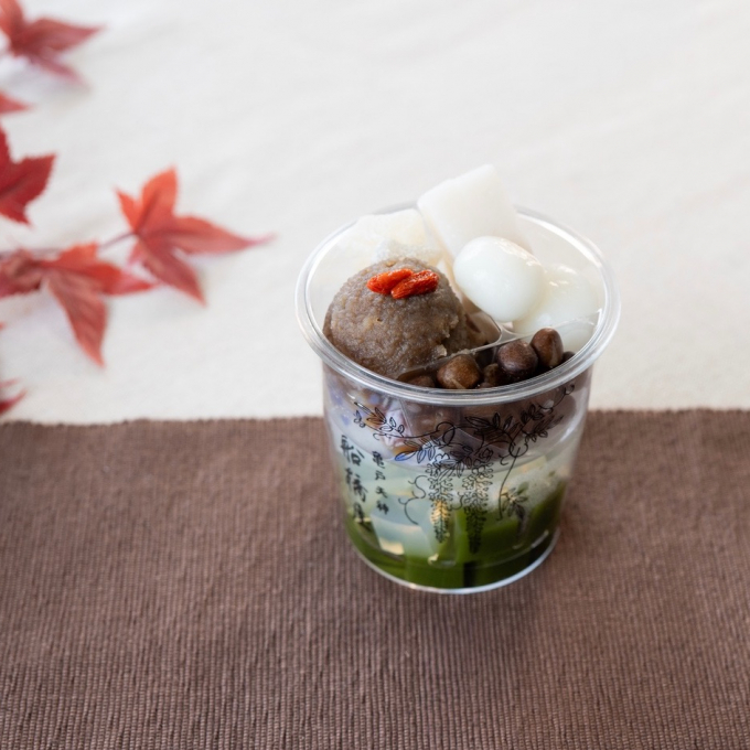 【秋の味覚】甘栗と抹茶のあんみつ
