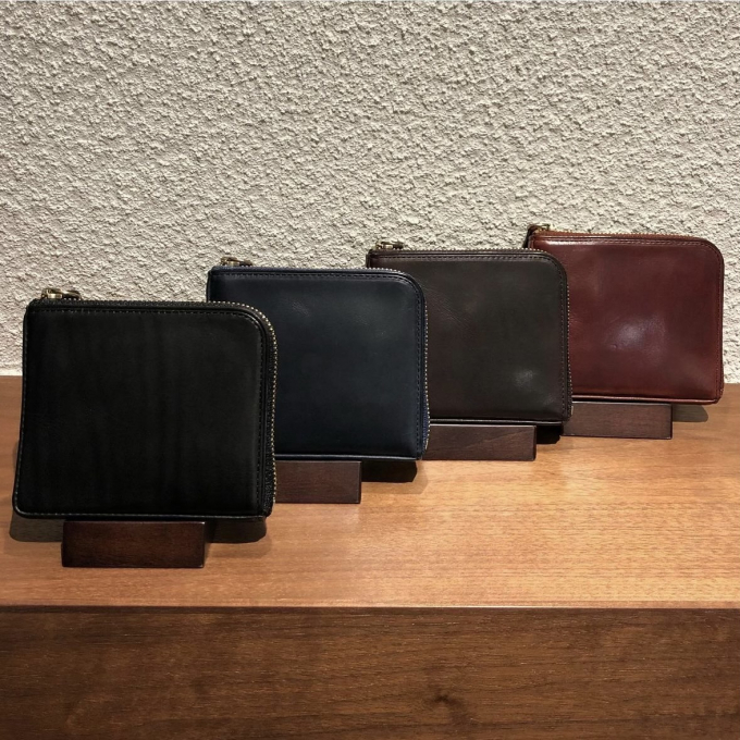 ✨ヴィンテージな装いのZIPパース✨
