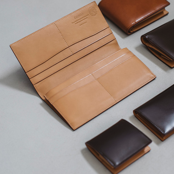 ✨ヴィンテージな装いのZIPパース✨ | ガンゾ | 大丸東京店公式 SHOP BLOG
