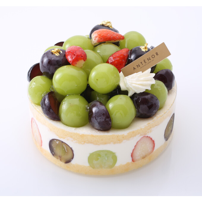 【アンテノール】🍇シャインマスカットと巨峰のデコレーション🍇