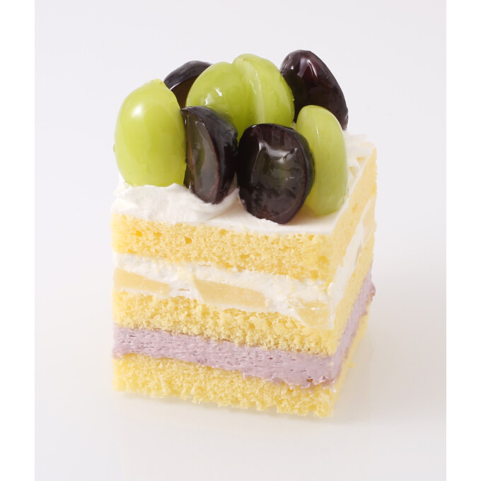 【アンテノール】🍇シャインマスカットと巨峰のショートケーキ🍇