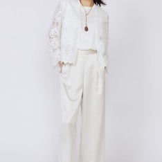 【ALL WHITE OUTFIT】