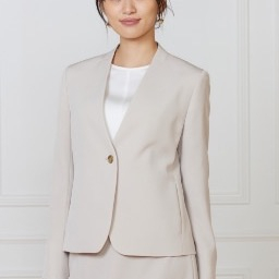 一着できちんと見え！ライトジャケット