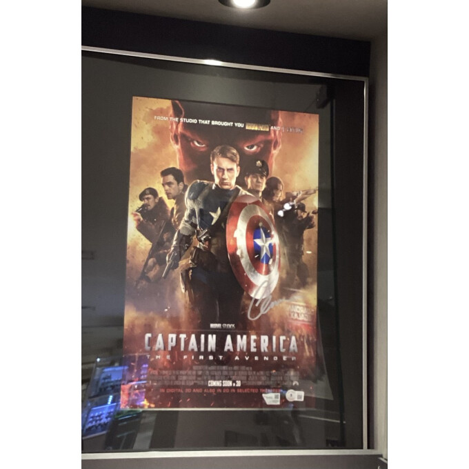 クリス・エヴァンス氏直筆サイン入りポスター販売中