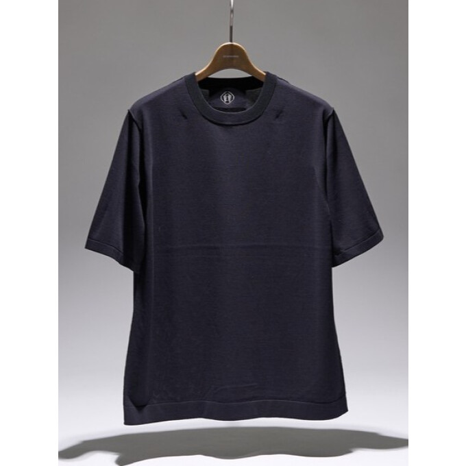 豊富なカラーで爽快コットンTシャツ