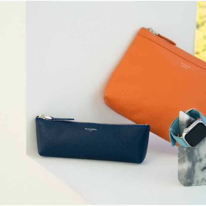 ペッレモルビダではホリデーギフトにぴったりな革小物を様々ご用意しております♫