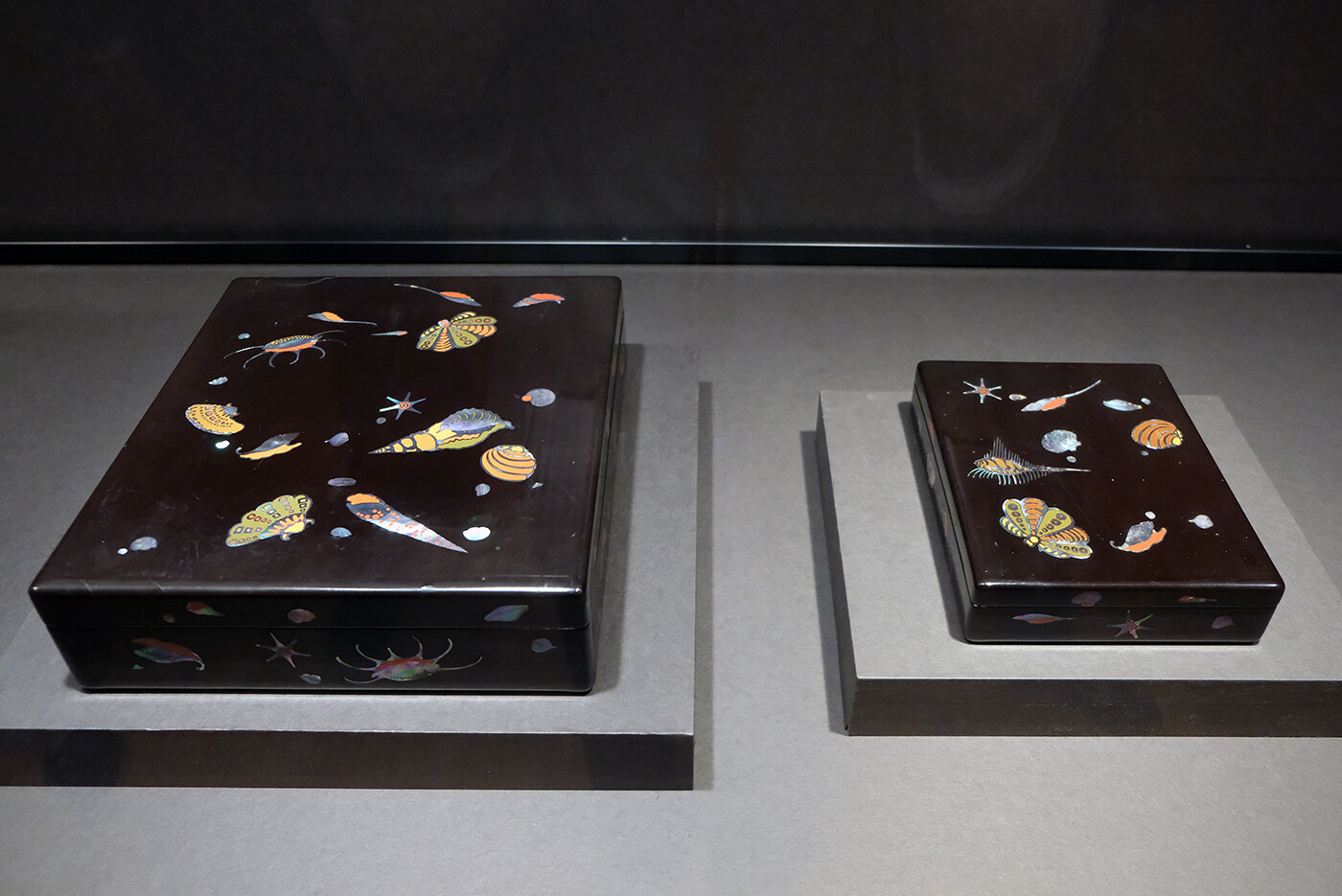 主要国首脳会議　沖縄サミット　警護警備記念　琉球漆器　プレート　インテリア 主要国首脳会議 沖縄サミット 警護警備記念 琉球漆器 プレート インテリア